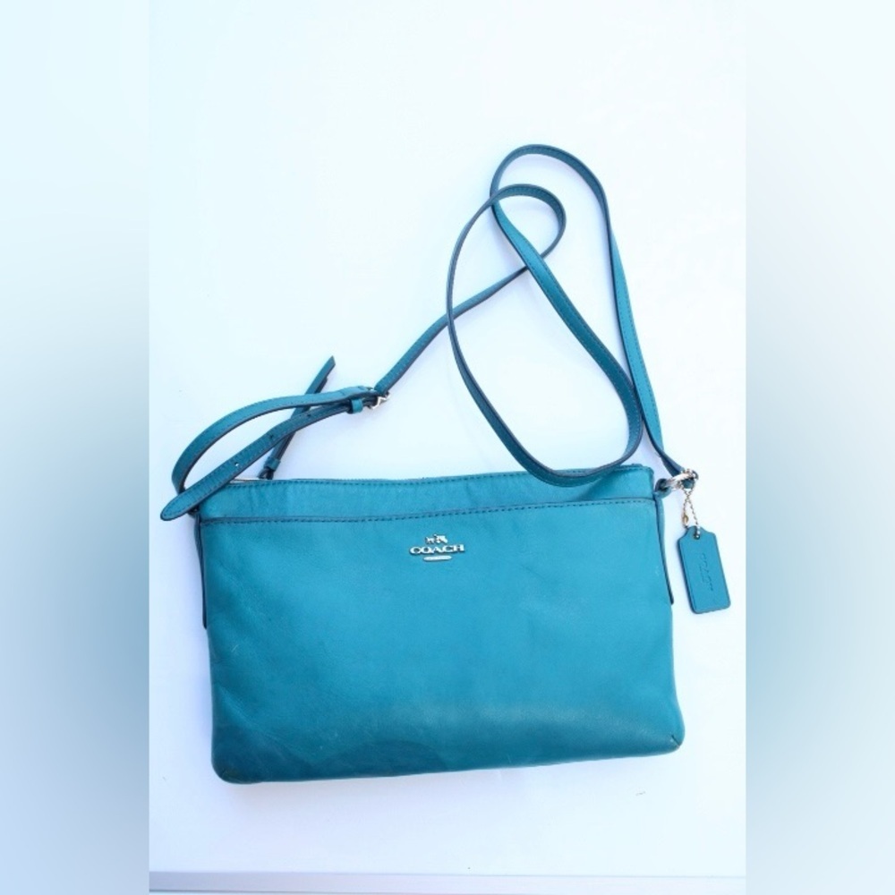 Coach East West swing pack/cross body bag